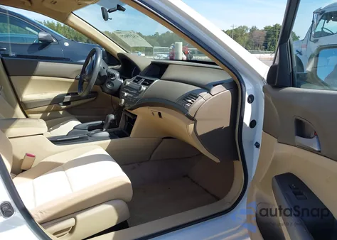 2008 Honda Accord 2.4 Lx from USA, damaged, VIN 1HGCP26358A129882